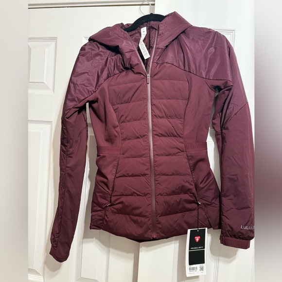 NWT Lululemon Down for It All Burgundy Jacket - Picture 3 of 3